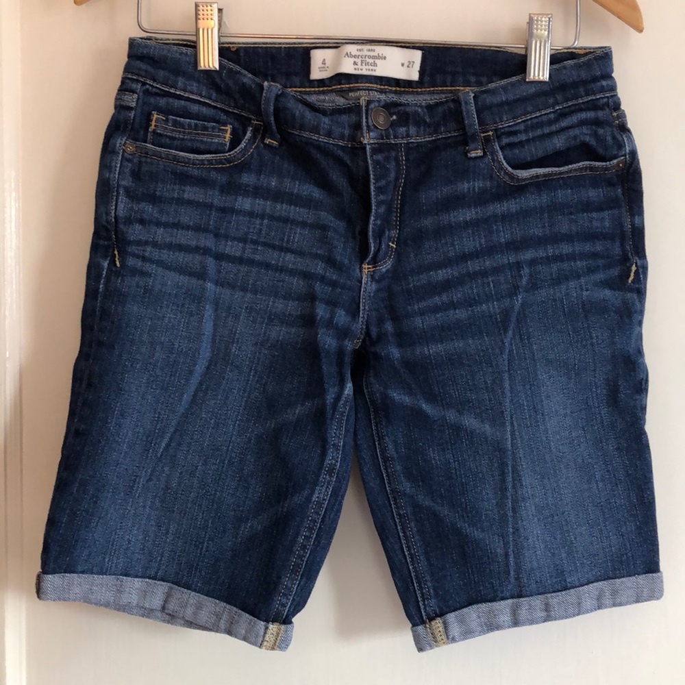 Women’s Abercrombie Jeans Shorts - Size 27 / 4
